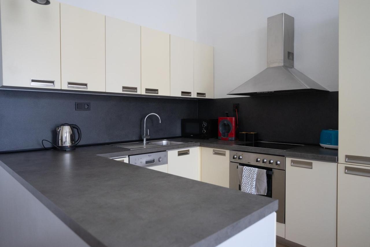 Two-Bedroom Apartment,1371678728:JPEG